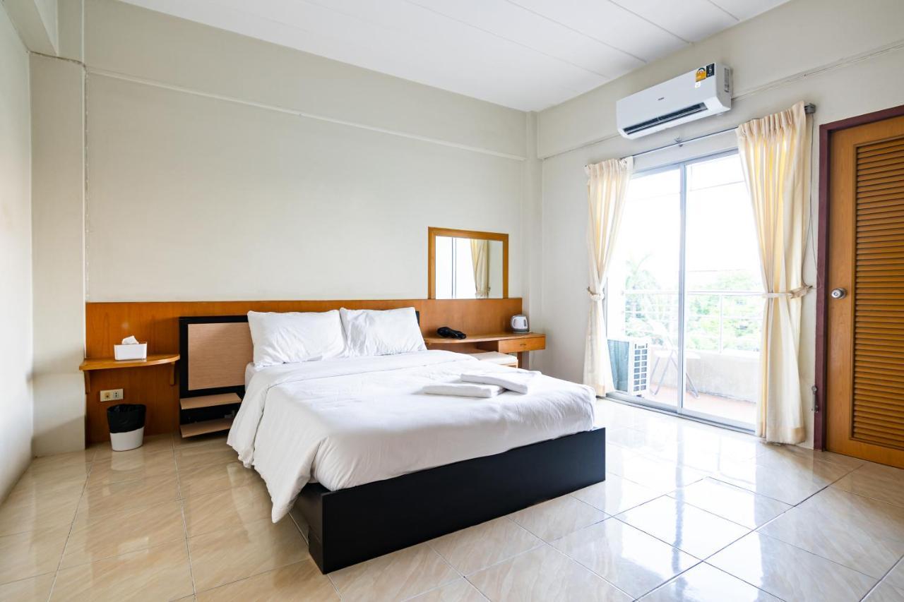 Go Inn V สนามบิน Bangkok Exterior foto